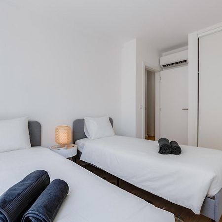 T2 Rosa Dos Ventos, A/C & Terrace - Casas & Papeis Daire Armação de Pêra Dış mekan fotoğraf