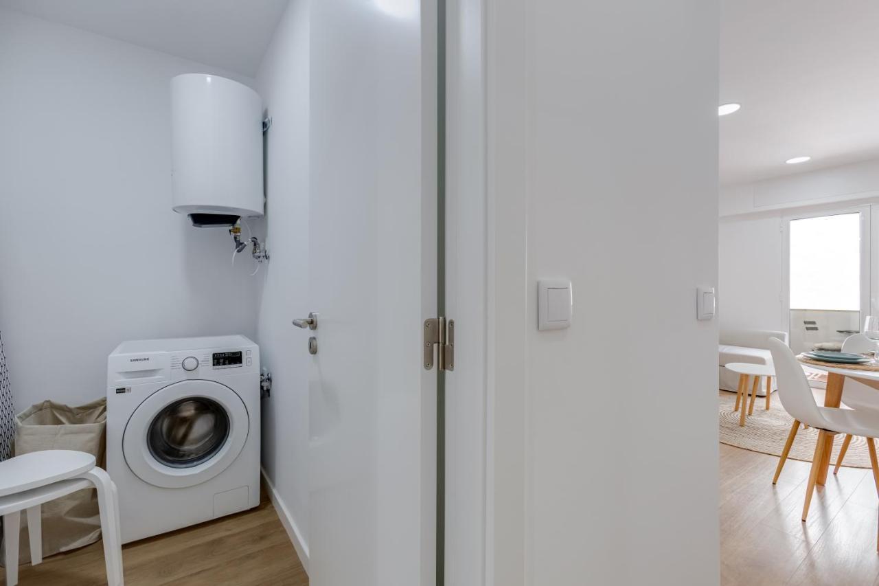T2 Rosa Dos Ventos, A/C & Terrace - Casas & Papeis Daire Armação de Pêra Dış mekan fotoğraf